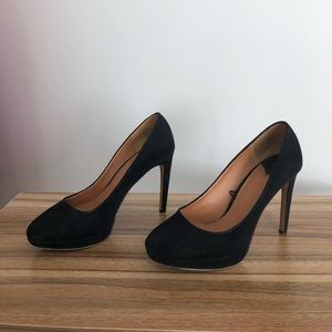 Black heels suede-like material